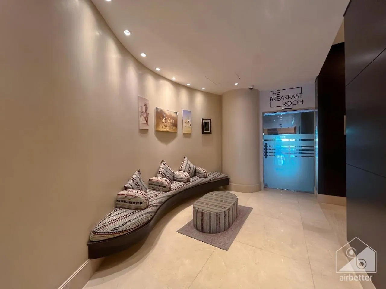 Stunning Loft With Incredible Views Dubai 아파트