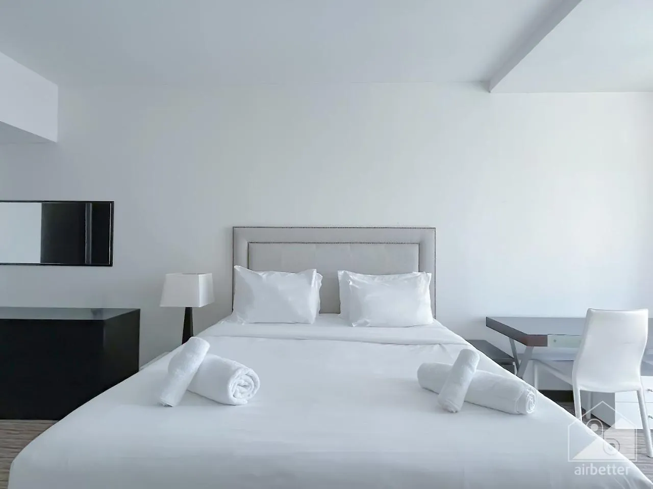 Stunning Loft With Incredible Views Dubai 아파트