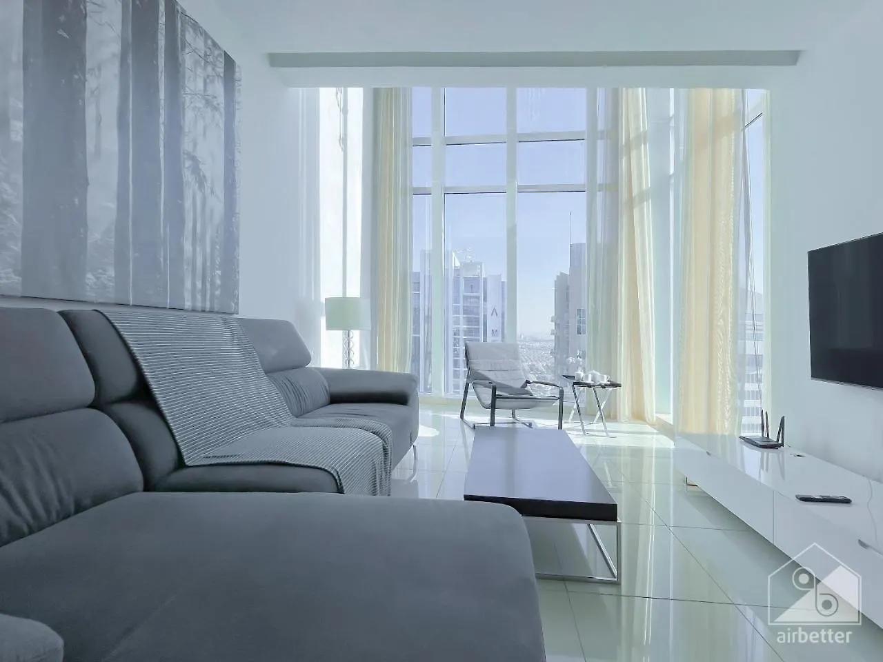 Stunning Loft With Incredible Views Dubai location
